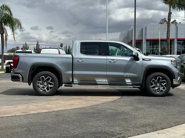 2026 GMC Sierra 1500 Crew Cab, Short Bed, SLT, 4WD