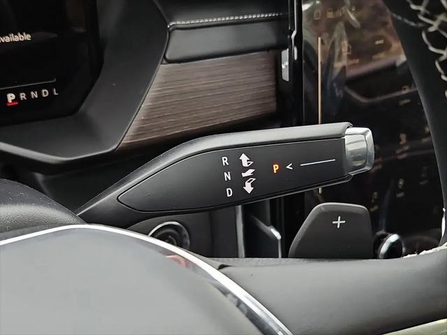 2026 GMC Acadia Denali AWD