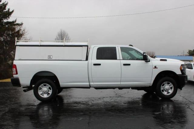 2023 Ram 3500 Tradesman Crew Cab 4x4 8' Box
