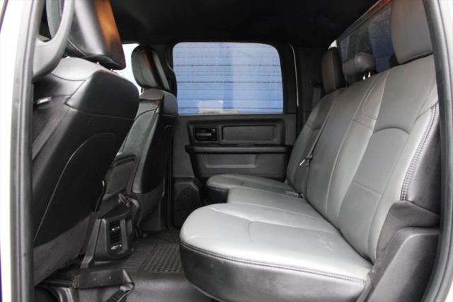 2023 Ram 3500 Tradesman Crew Cab 4x4 8' Box