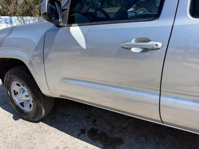 2017 Toyota Tacoma SR
