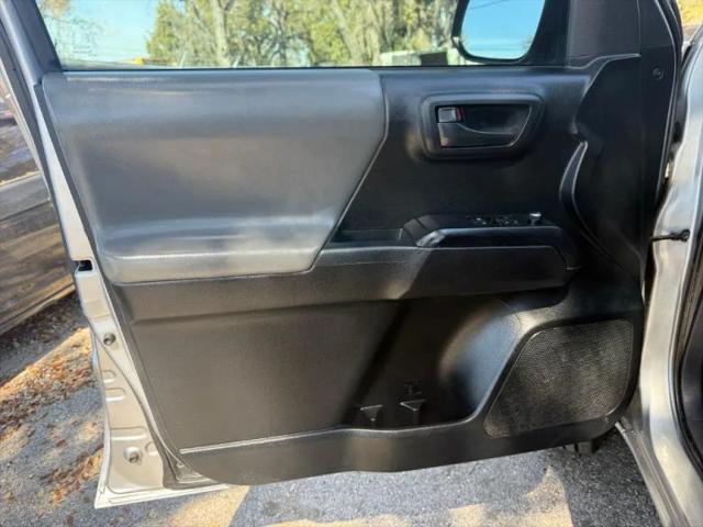 2017 Toyota Tacoma SR