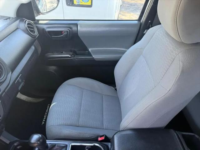 2017 Toyota Tacoma SR