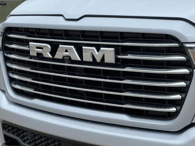 2026 Ram 1500 Laramie Crew Cab 4x4 5'7" Box