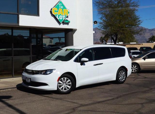2020 Chrysler Voyager L