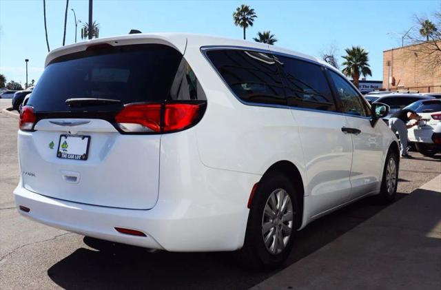 2020 Chrysler Voyager L