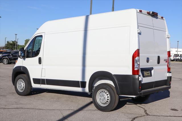 2026 Ram ProMaster Cargo Van Tradesman High Roof 136 WB w/Pass Seat