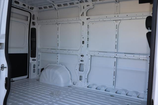 2026 Ram ProMaster Cargo Van Tradesman High Roof 136 WB w/Pass Seat