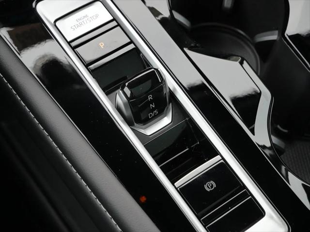 2026 Volkswagen Atlas Cross Sport SEL R-Line Black