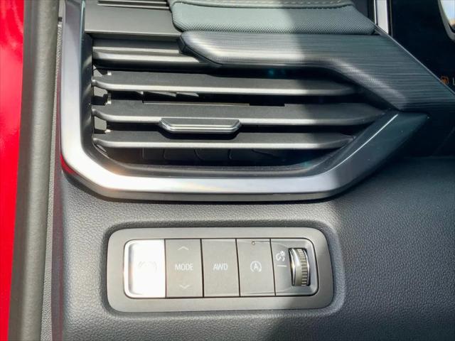 2026 GMC Acadia AT4 AWD