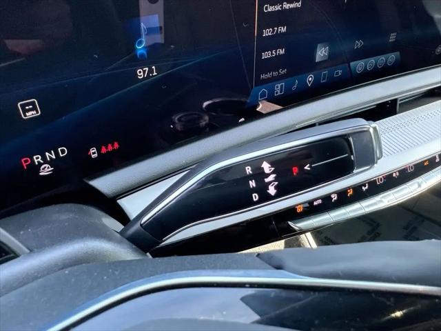 2025 Cadillac iQ Sport 2 AWD