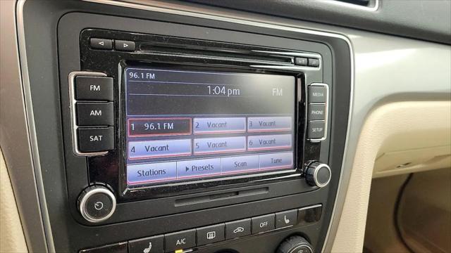 2015 Volkswagen Passat 1.8T Limited Edition