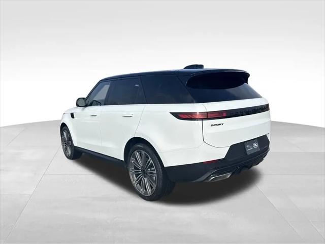 2026 Land Rover Range Rover Sport P360 SE