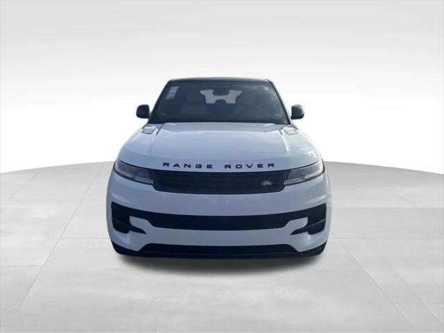 2026 Land Rover Range Rover Sport P360 SE