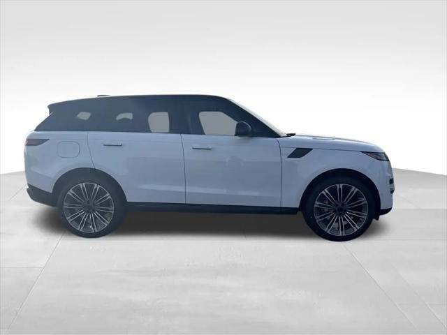 2026 Land Rover Range Rover Sport P360 SE