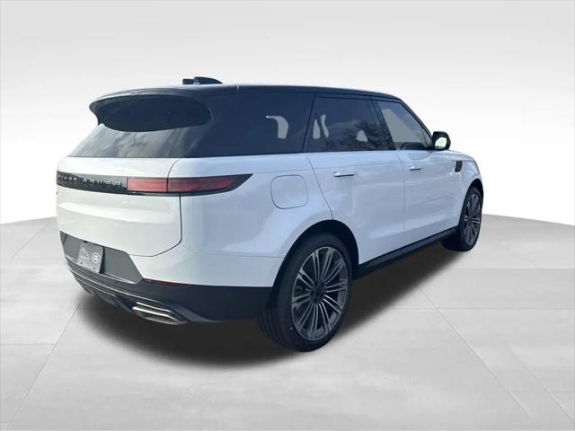 2026 Land Rover Range Rover Sport P360 SE