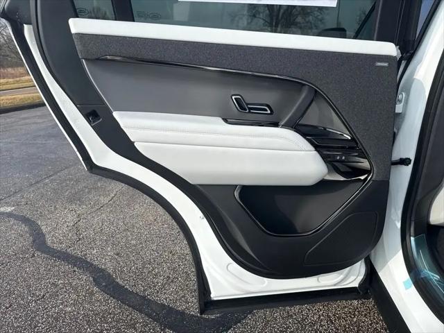 2026 Land Rover Range Rover Sport P360 SE