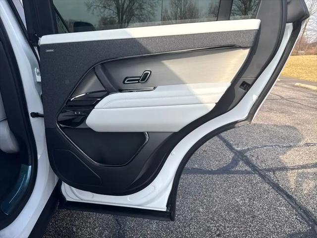 2026 Land Rover Range Rover Sport P360 SE