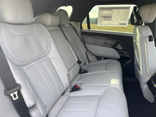 2026 Land Rover Range Rover Sport P360 SE