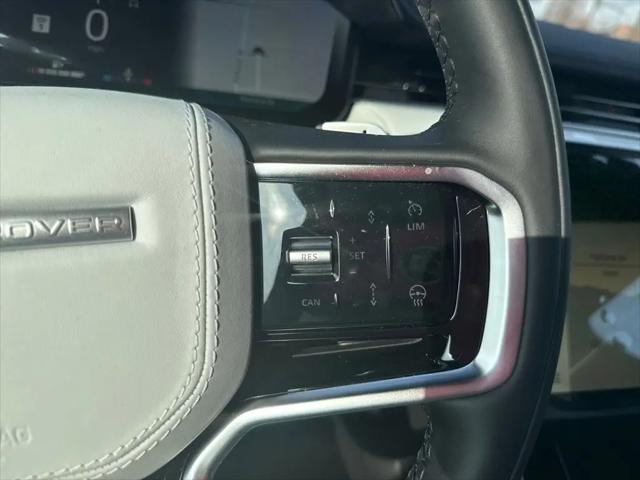 2026 Land Rover Range Rover Sport P360 SE
