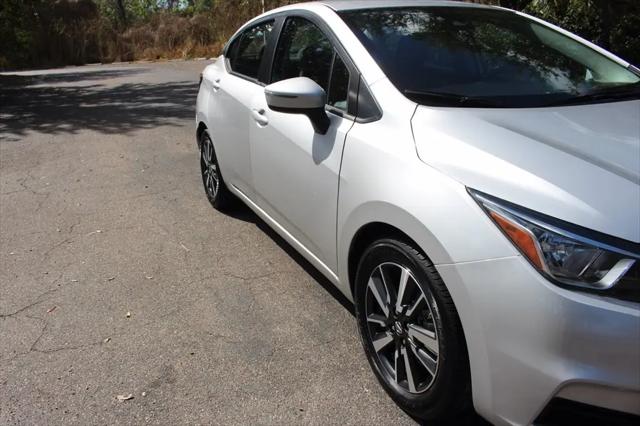 2021 Nissan Versa SV Xtronic CVT