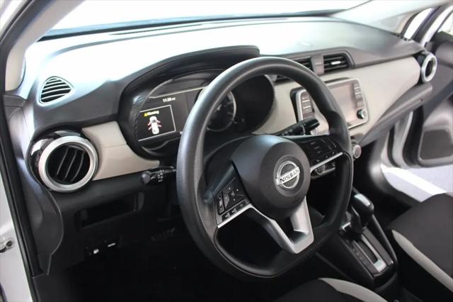 2021 Nissan Versa SV Xtronic CVT