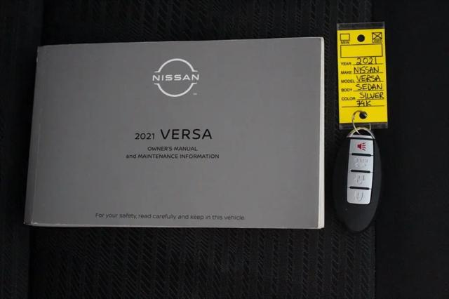2021 Nissan Versa SV Xtronic CVT