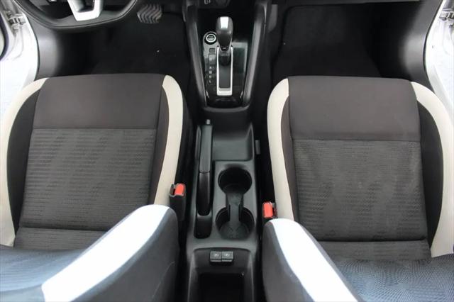 2021 Nissan Versa SV Xtronic CVT
