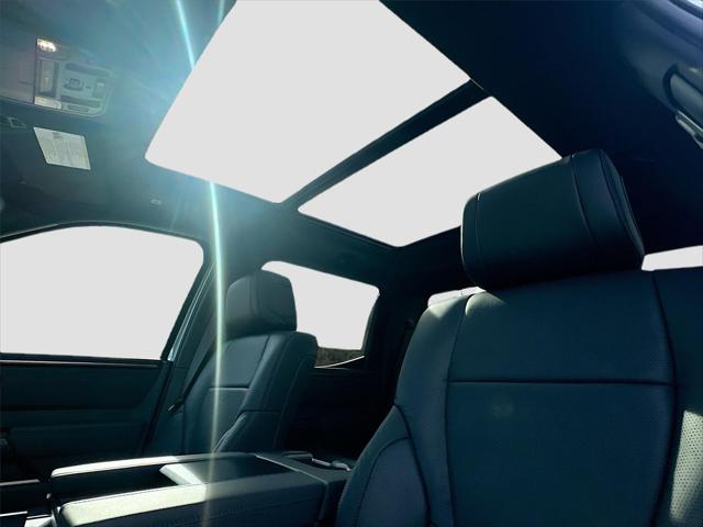 2026 Toyota Tundra Platinum Hybrid CrewMax 5.5' Bed