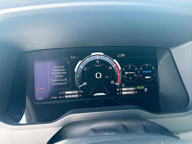2026 Toyota Tundra Platinum Hybrid CrewMax 5.5' Bed