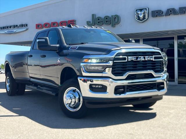 2026 Ram 3500 Tradesman Crew Cab 4x4 8' Box for sale in Ponca City, OK