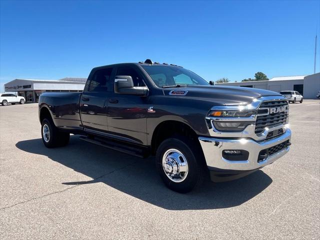 2026 Ram 3500 Tradesman Crew Cab 4x4 8' Box