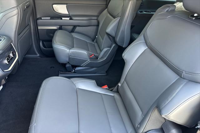 2026 Ford Expedition Max Active MAX
