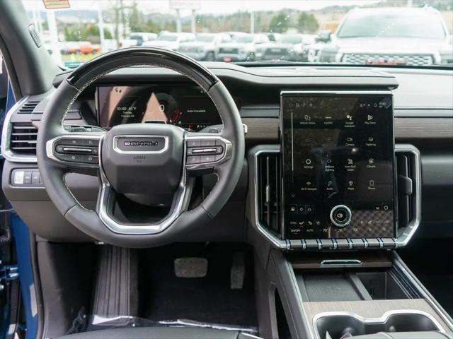 2026 GMC Acadia Denali AWD