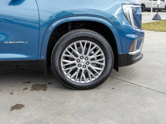 2026 GMC Acadia Denali AWD