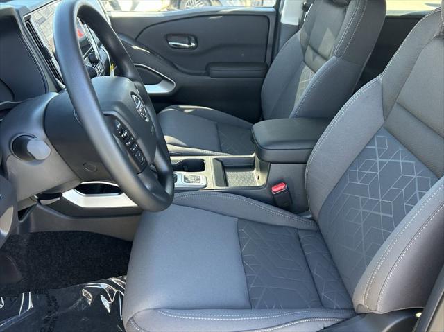 2026 Nissan Frontier Crew Cab Long Bed SV 4x4