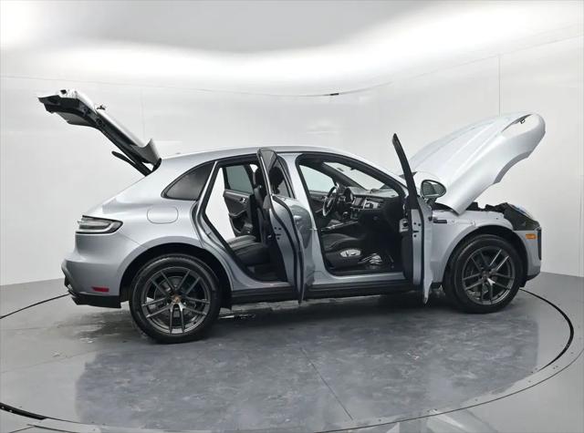 2024 Porsche Macan Macan