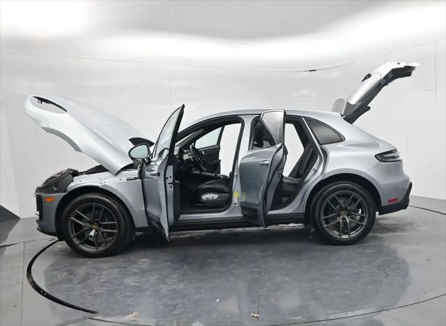 2024 Porsche Macan Macan