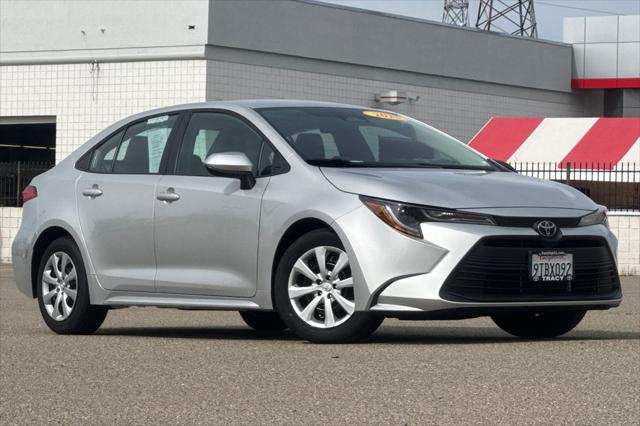 Used 2025 Toyota Corolla LE with VIN 5YFB4MDE7SP286299 for sale in Kansas City