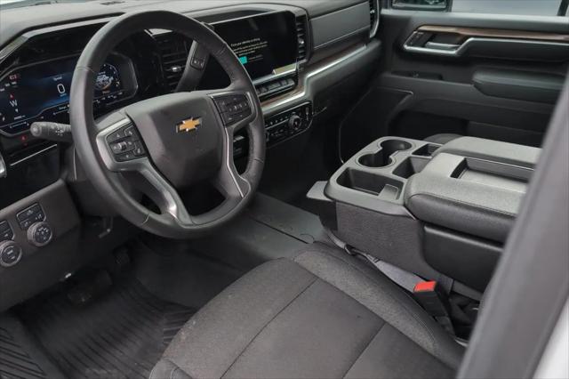 2025 Chevrolet Silverado 2500HD 4WD Crew Cab Standard Bed LT