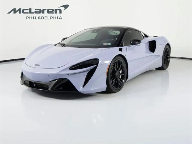 2025 McLaren Artura Standard