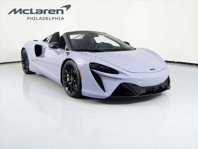 2025 McLaren Artura Standard