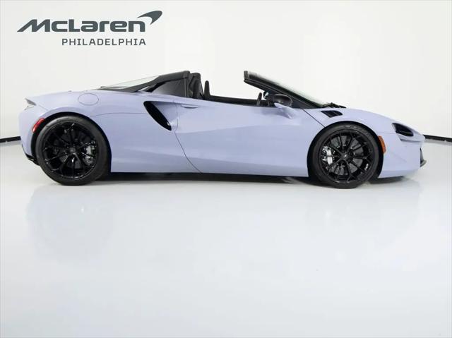 2025 McLaren Artura Standard
