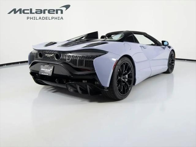 2025 McLaren Artura Standard