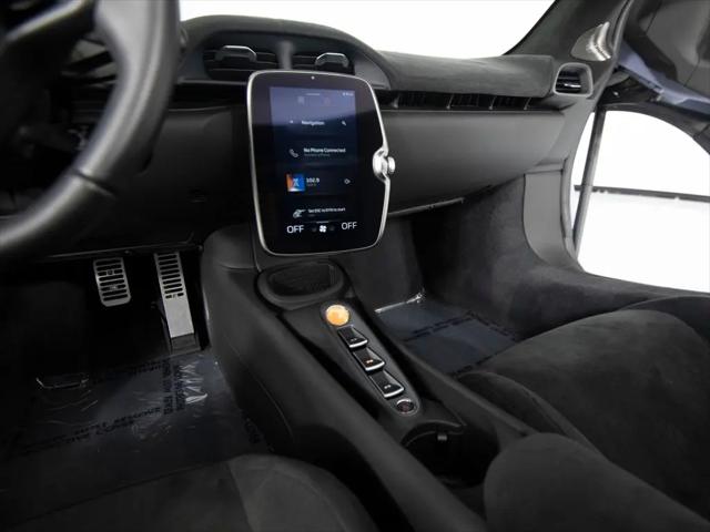 2025 McLaren Artura Standard