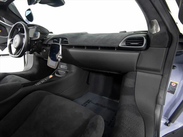 2025 McLaren Artura Standard