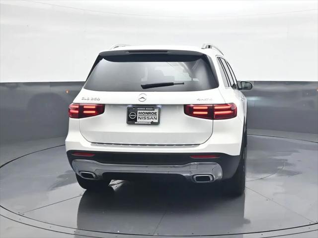 2025 Mercedes-Benz GLB 4MATIC