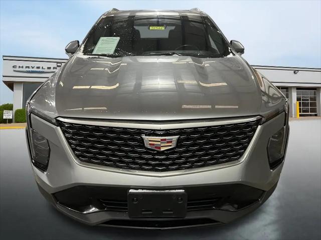 2024 Cadillac XT4 AWD Premium Luxury