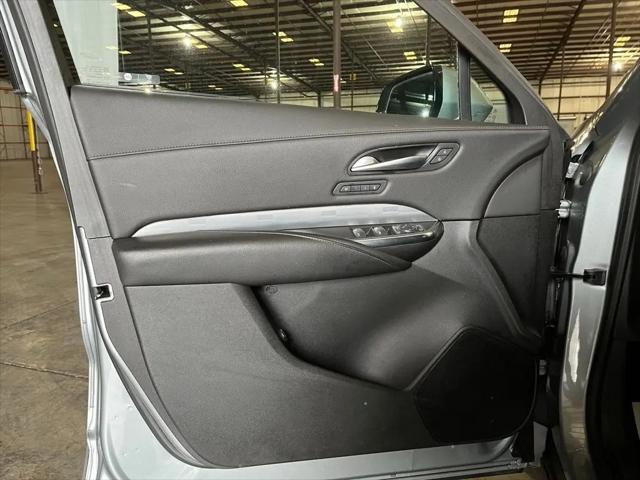 2024 Cadillac XT4 AWD Premium Luxury