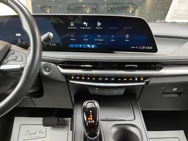 2024 Cadillac XT4 AWD Premium Luxury